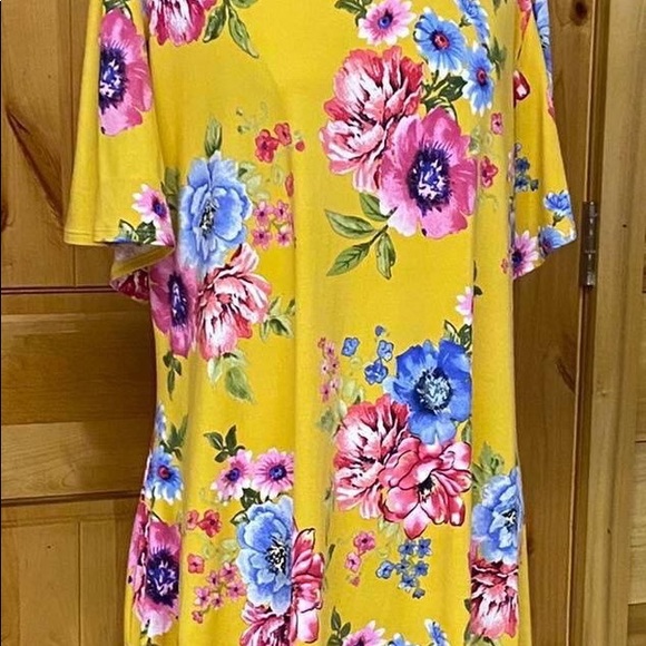 Plus yellow floral tunic - Picture 1 of 1